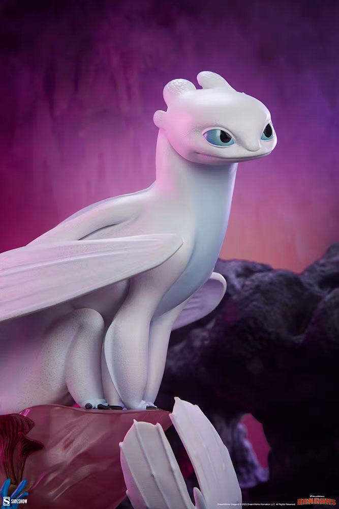 Sideshow How to Train Your Dragon Hidden World Light Fury Statue